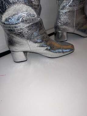 Remi Silver Metallic Textured Knee High Slouchy Boots Size 8.5M